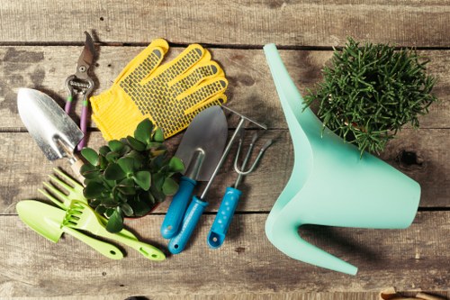 Gardeners Stamford Hill safety and insurance overview